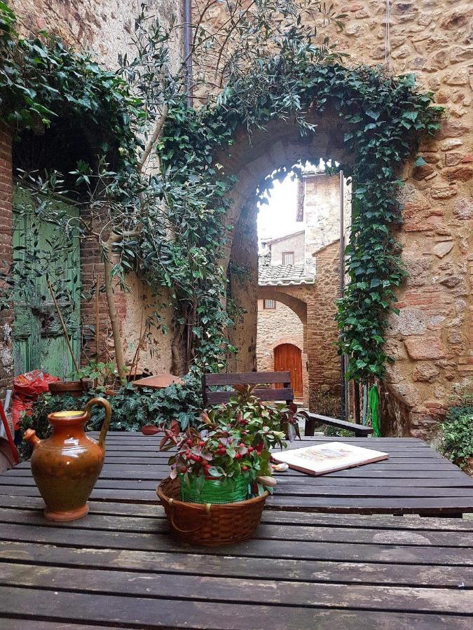 Antico Borgo Di Torri Bed and Breakfast Sovicille Εξωτερικό φωτογραφία