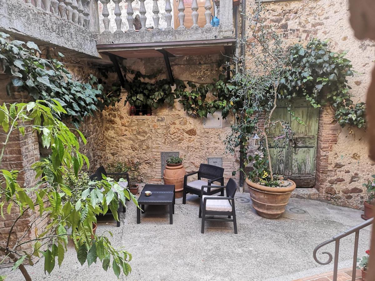 Antico Borgo Di Torri Bed and Breakfast Sovicille Εξωτερικό φωτογραφία