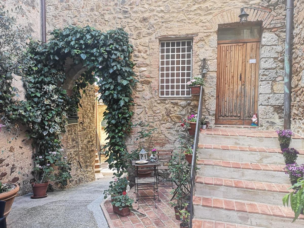 Antico Borgo Di Torri Bed and Breakfast Sovicille Εξωτερικό φωτογραφία