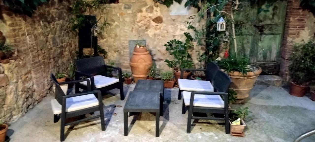 Antico Borgo Di Torri Bed and Breakfast Sovicille Εξωτερικό φωτογραφία