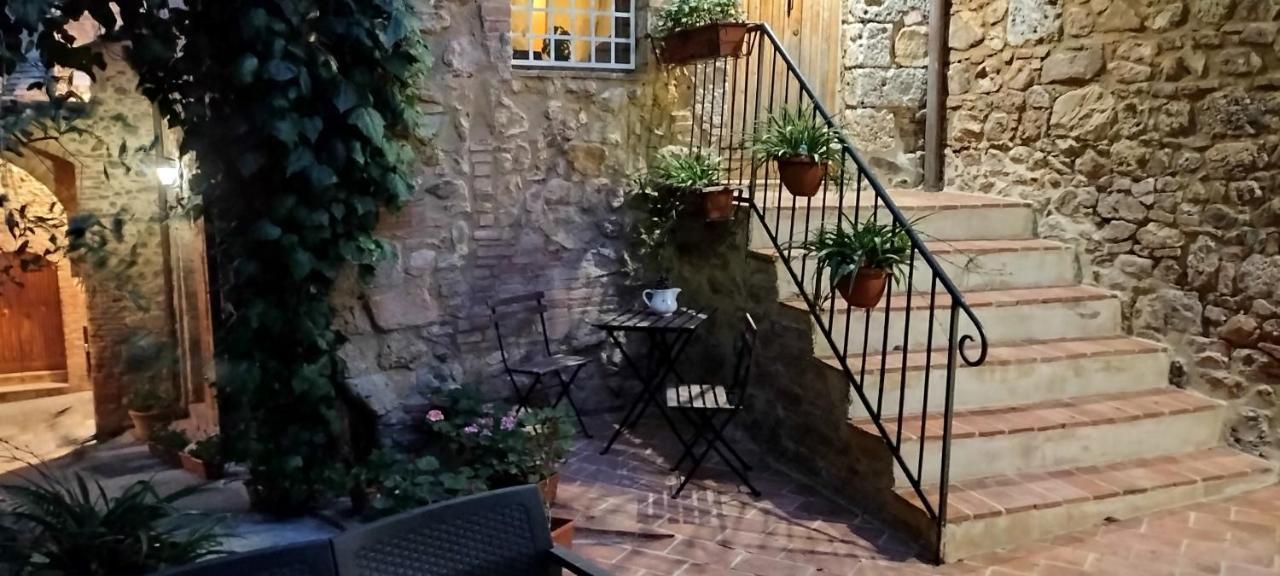 Antico Borgo Di Torri Bed and Breakfast Sovicille Εξωτερικό φωτογραφία